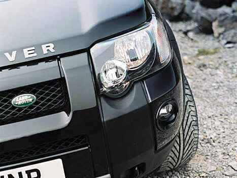 У оренбуржца забрали Land Rover за долги по алиментам