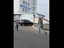 «Я тебе щас башку твою сплющу»: в центре Уфы произошла разборка