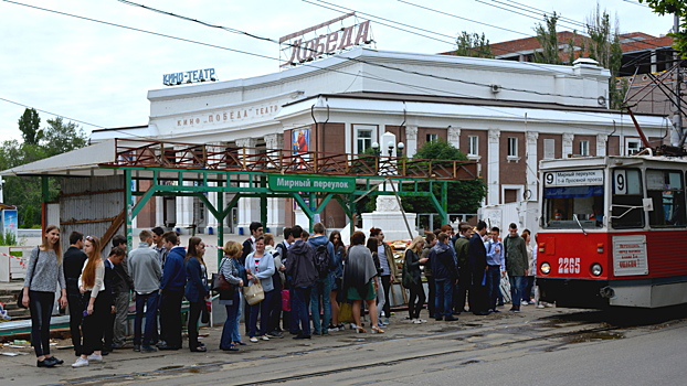 Почему многие хотят убрать трамвай из Мирного переулка? Что не так с этими людьми?