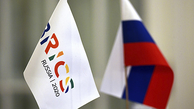 Готовность пользоваться беспилотным такси составляет 77 %