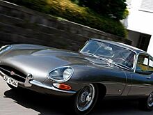 Jaguar E-type, аналогичный автомобилю Брижит Бардо, можно приобрести на Авто.ру